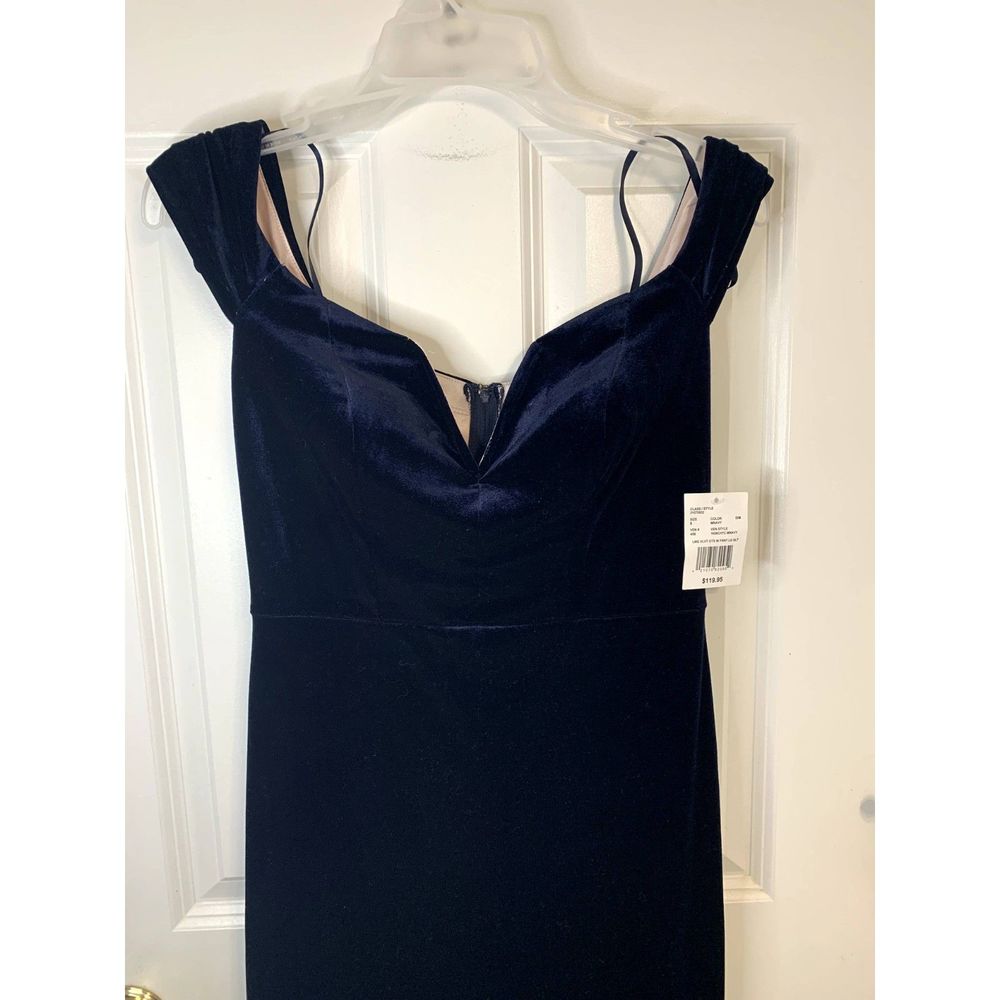 City Triangles Notched Off the Shoulder Blue Velvet Gown With Slit Size 6 - NWT - Picture 4 of 10